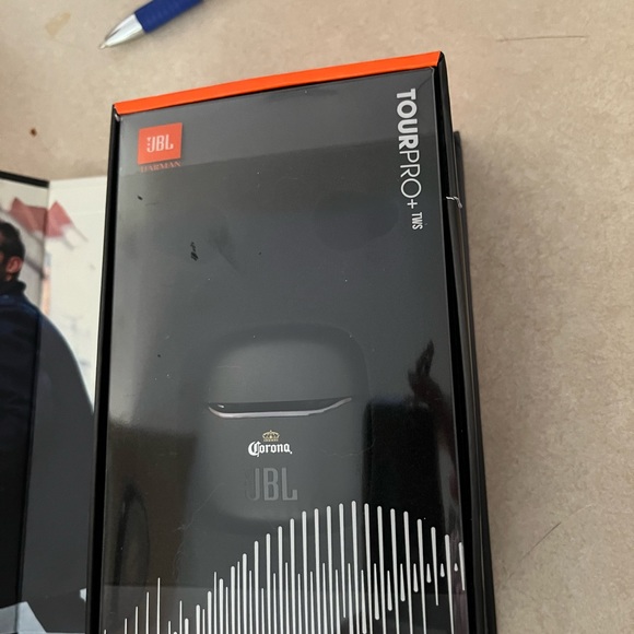 JBL Tour Pro Plus Corona Special Edition Earbuds - Picture 11 of 15